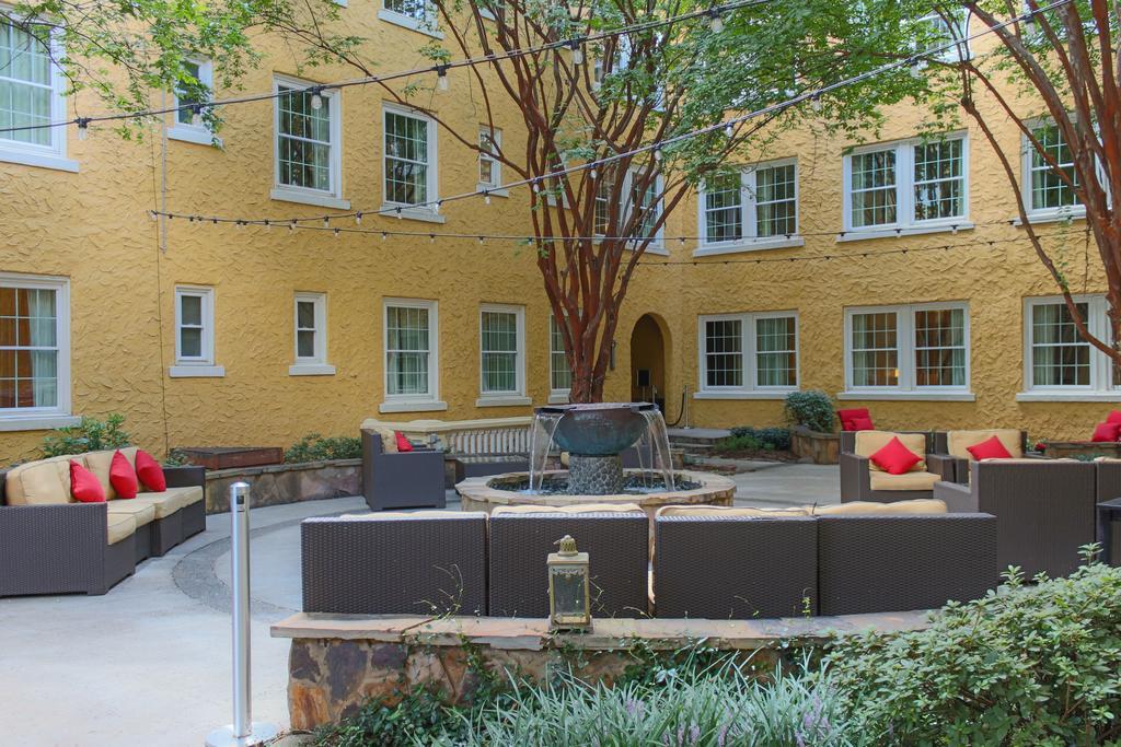 Hotel Artmore 3*